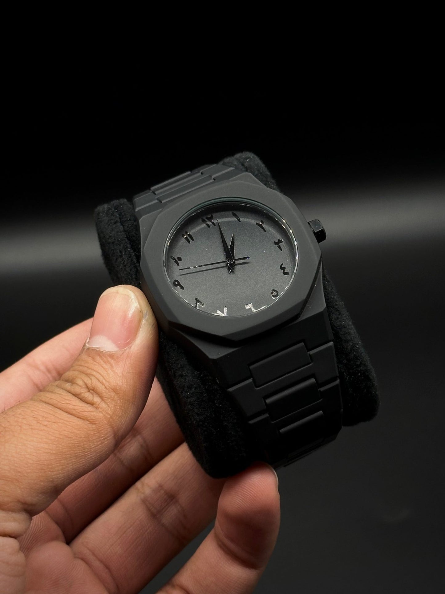 Full Black Aura Quartz Watch – Lightweight Design, , Premium Quality & Finish – Best Quality Analog Watch For Boys – Watch For Men | Full Black Color Watch (with Random Box)