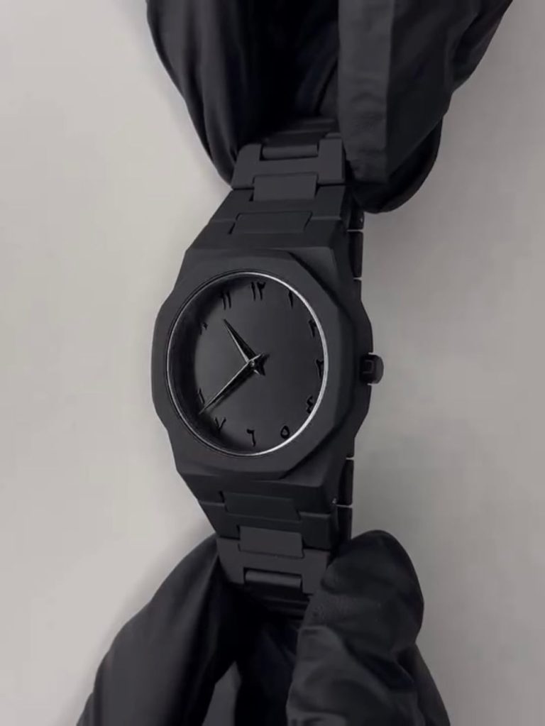Full Black Aura Quartz Watch – Lightweight Design, , Premium Quality & Finish – Best Quality Analog Watch For Boys – Watch For Men | Full Black Color Watch (with Random Box)